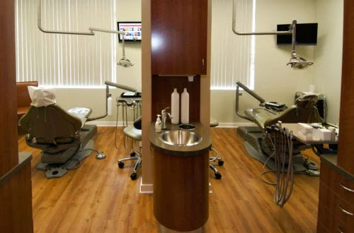 Dental on 45 Picture 3
