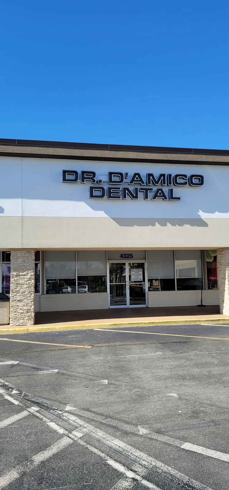 Naples Dental Care Picture 1