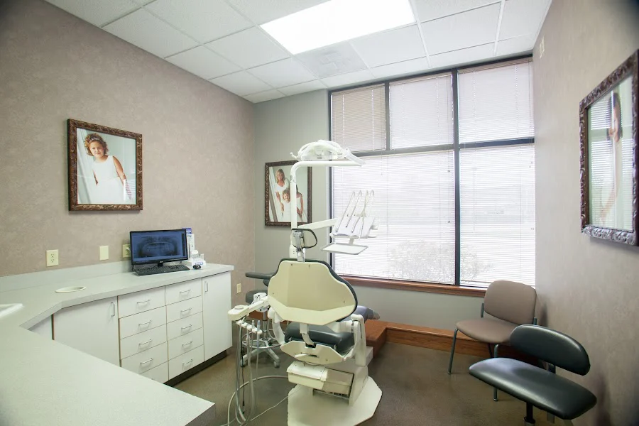Jungmeyer & Suresh Dental Enterprises LLC Picture 10