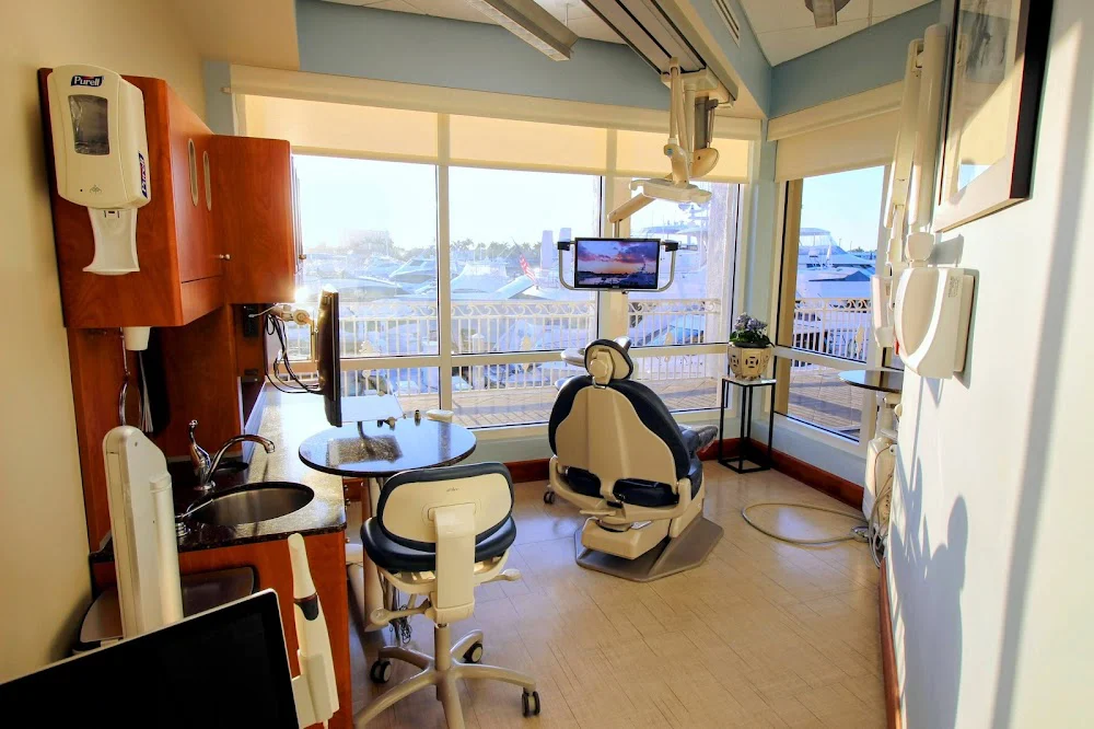 BayView Dental Arts Picture 3