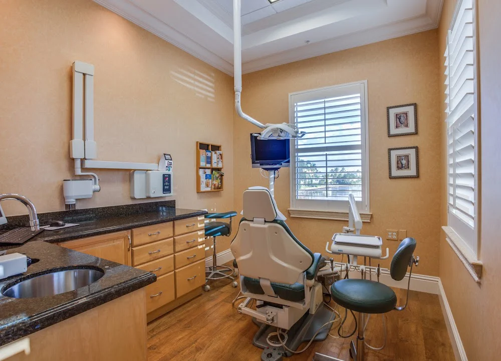 Gulf Shore Cosmetic and Family Dentistry Picture 4
