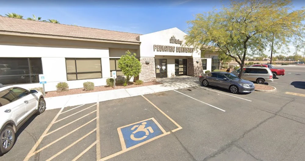 Sun Valley Pediatric Dentistry - Avondale Picture 1