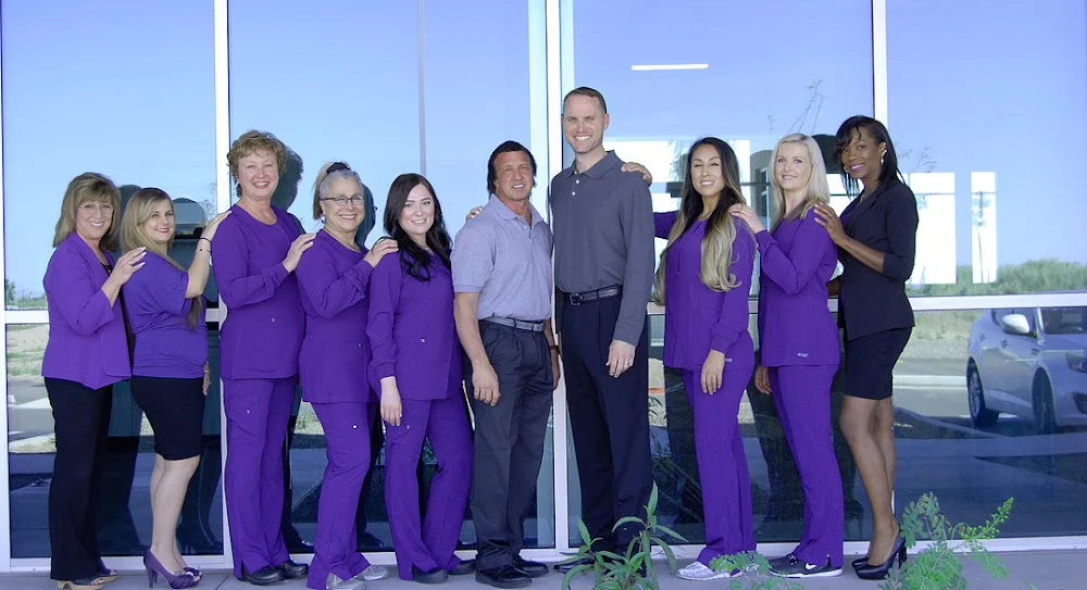 Smile Transformation Centre | Dentist In Glendale AZ Picture 10