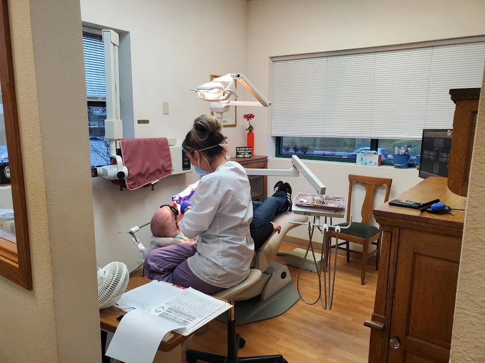 Edgewood Family Dentistry Picture 2