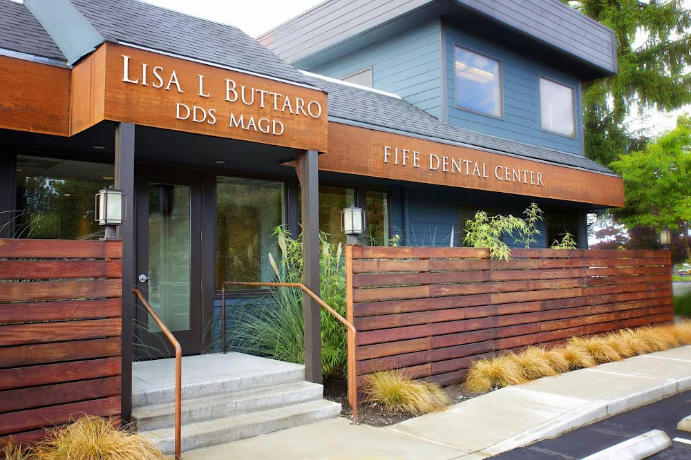 Fife Dental Center/Dr Lisa L Buttaro Picture 4