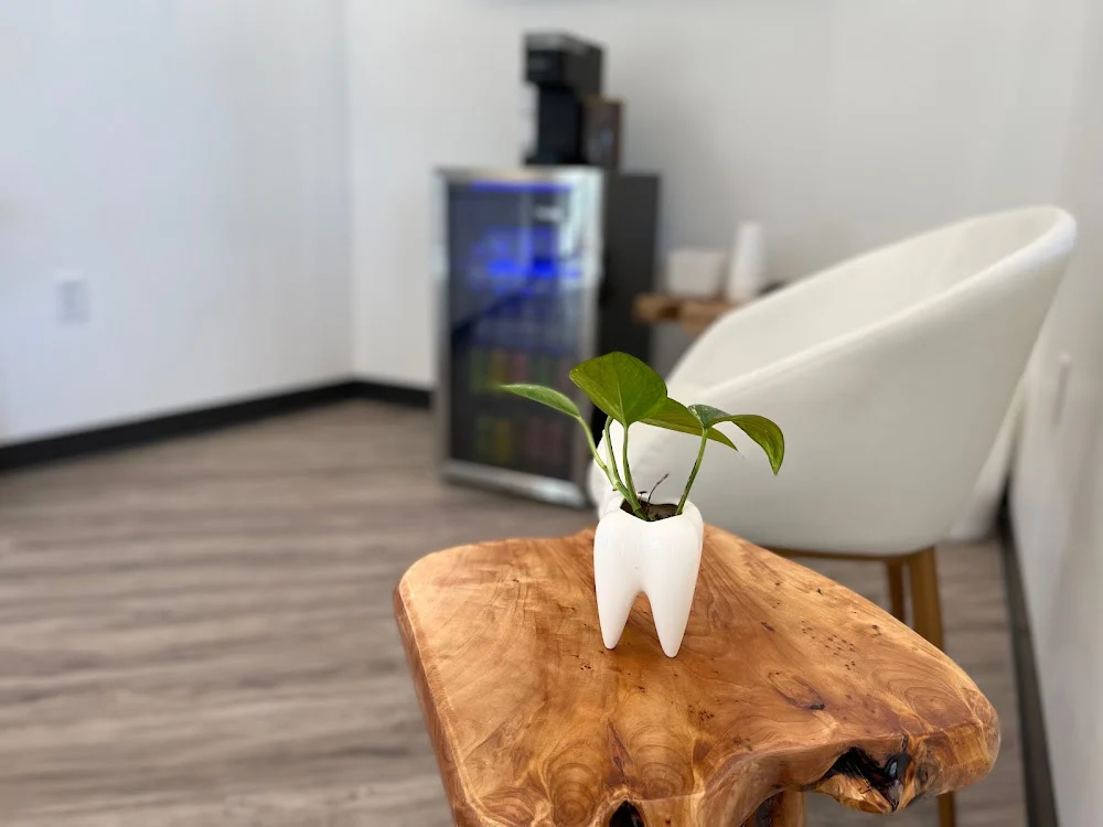 Dynamite Smiles Dentistry Picture 1