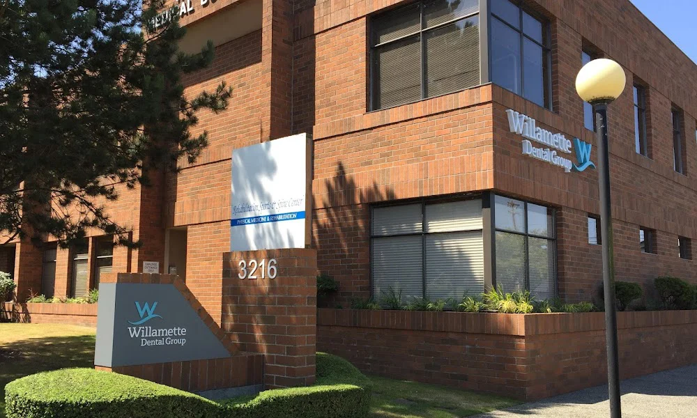 Willamette Dental Group - Everett Picture 3
