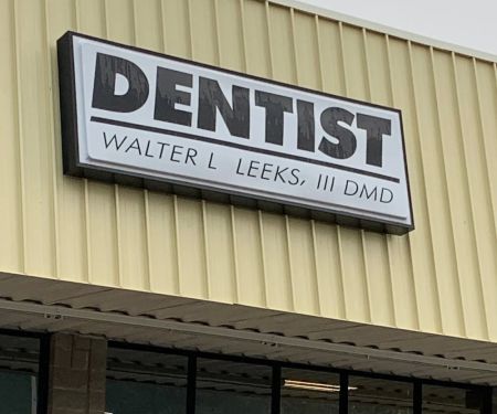 Walter L. Leeks III, DMD