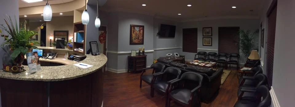 Simply Dental Picture 1