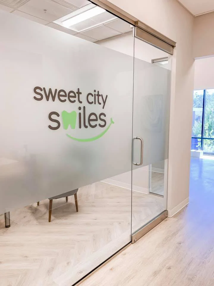 Sweet City Smiles Picture 3