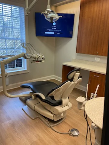 Cumming Dental Implant Center Picture 9