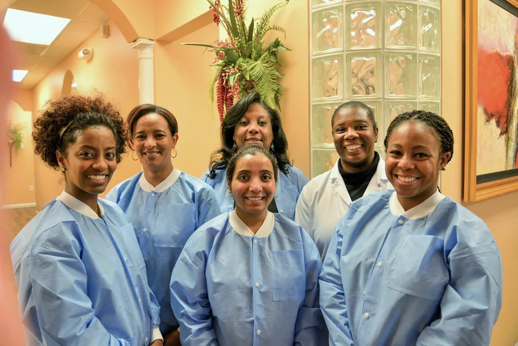 Your Smile Dental Wellness Center - Dr. Yvonne Caton-Hospedales Picture 7