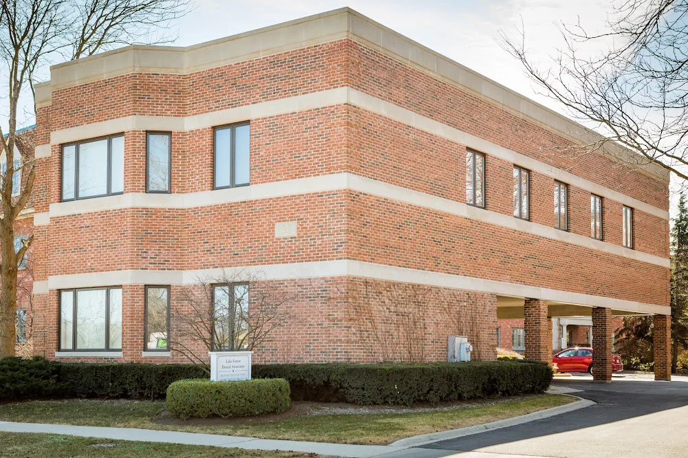 Lake Forest Dental Associates Picture 3