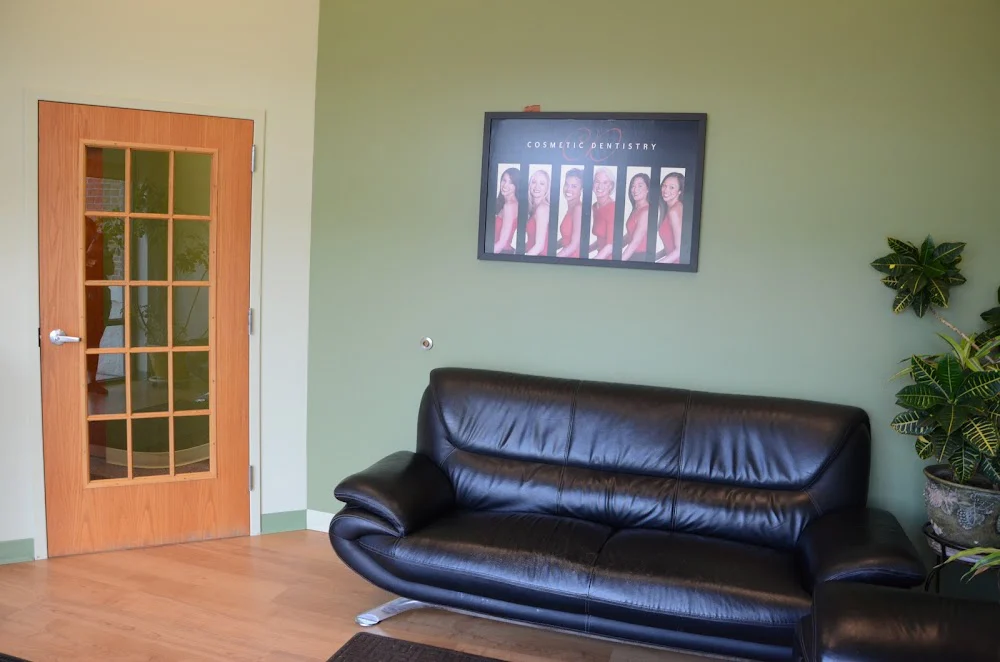 Crestlake Dental Care Picture 6