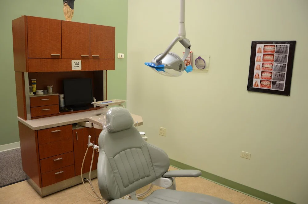 Crestlake Dental Care Picture 9