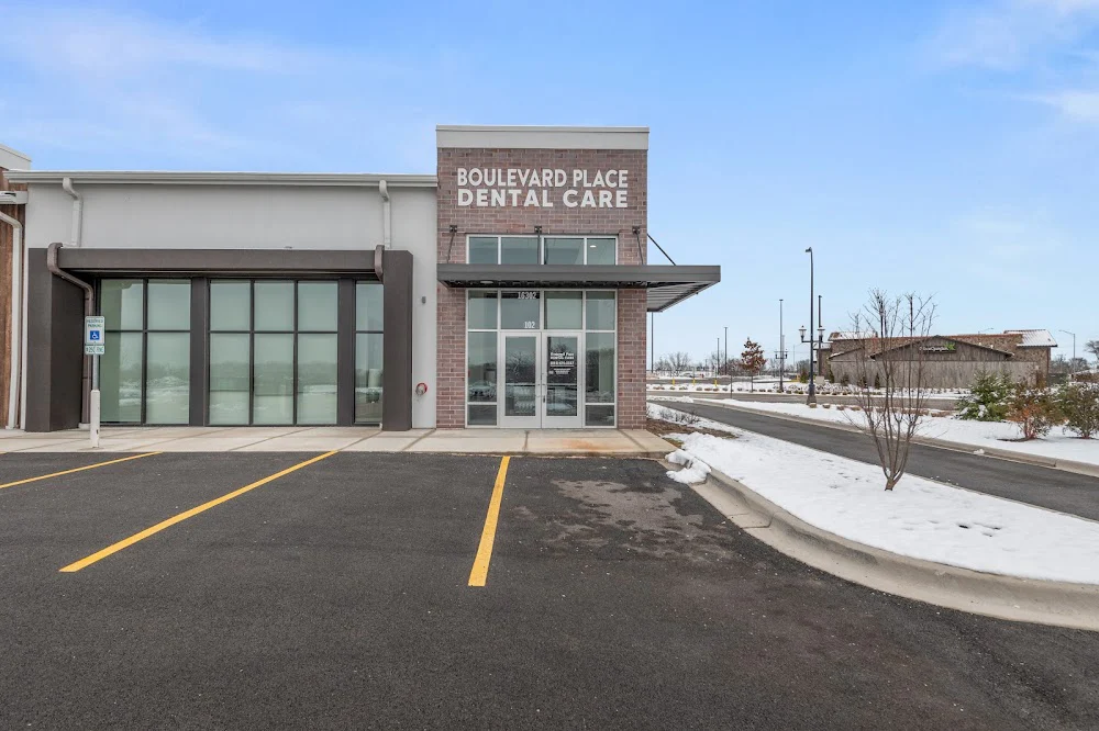 Boulevard Place Dental Care Picture 2