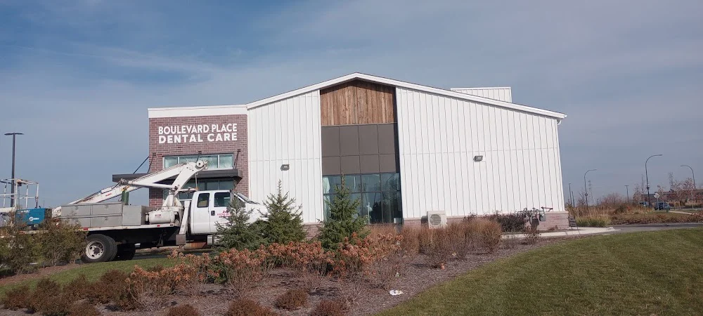 Boulevard Place Dental Care Picture 10