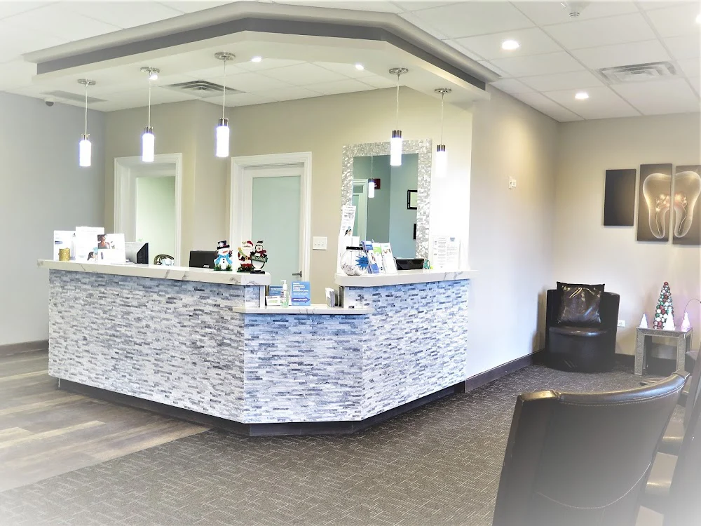 Aurora Bright Dental Picture 1