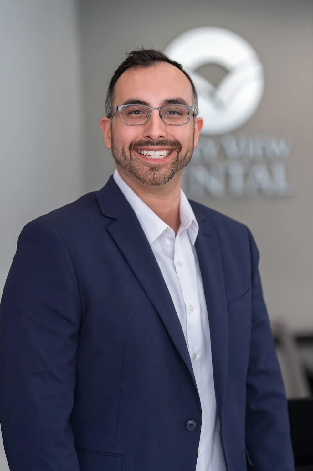 Dr. Sergio Loubriel DDS Picture 1