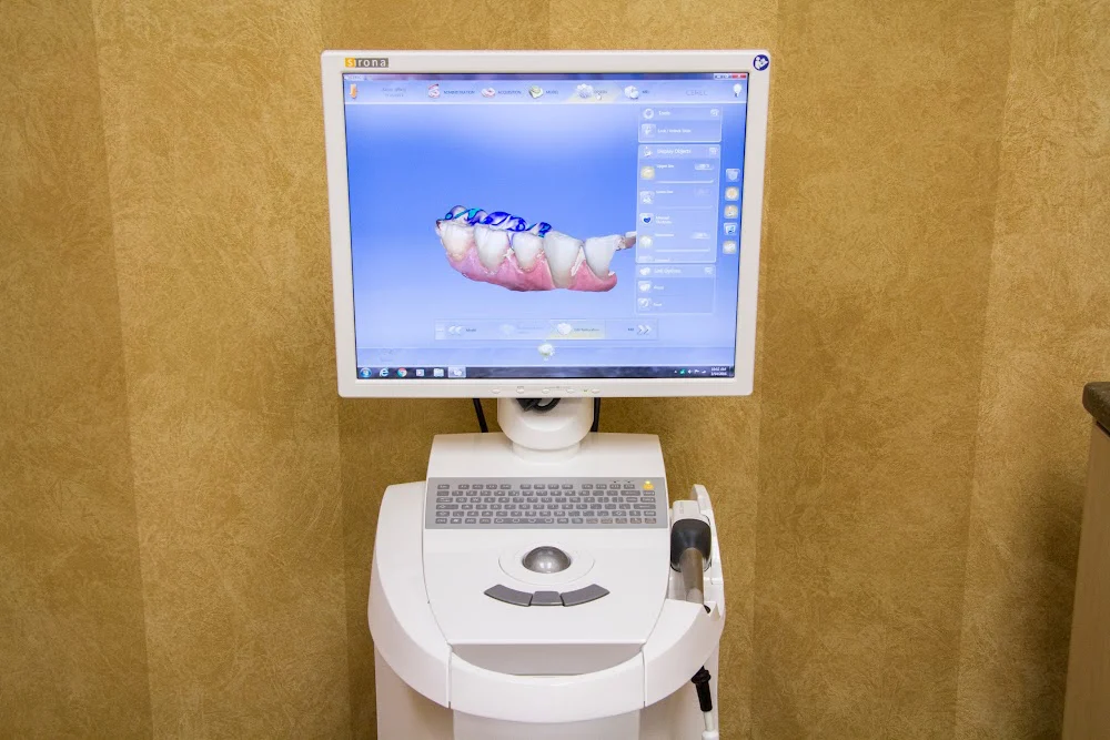 Long Grove Dental Studio Picture 9