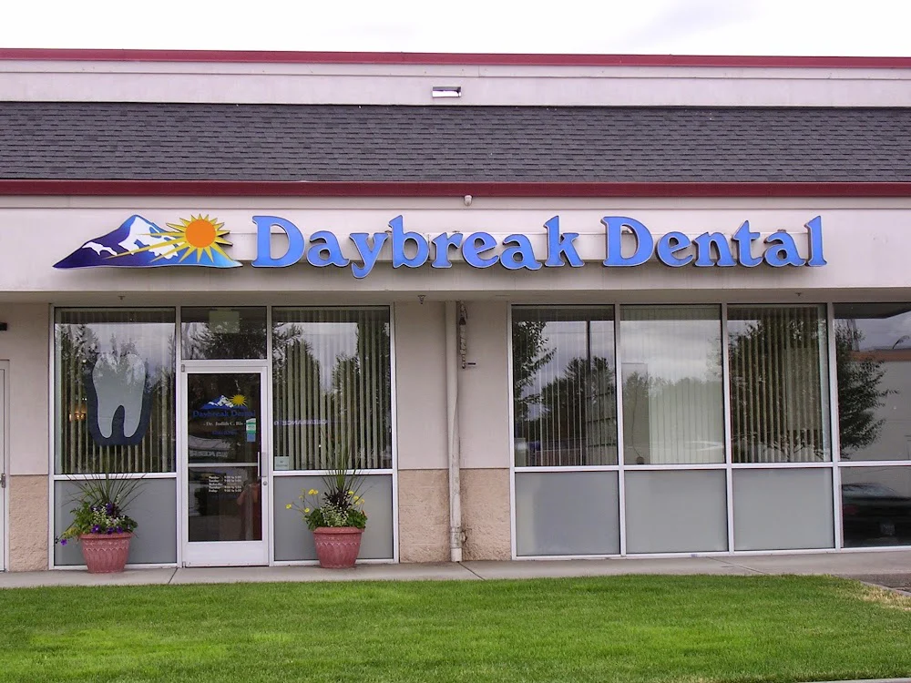 Daybreak Dental Picture 3