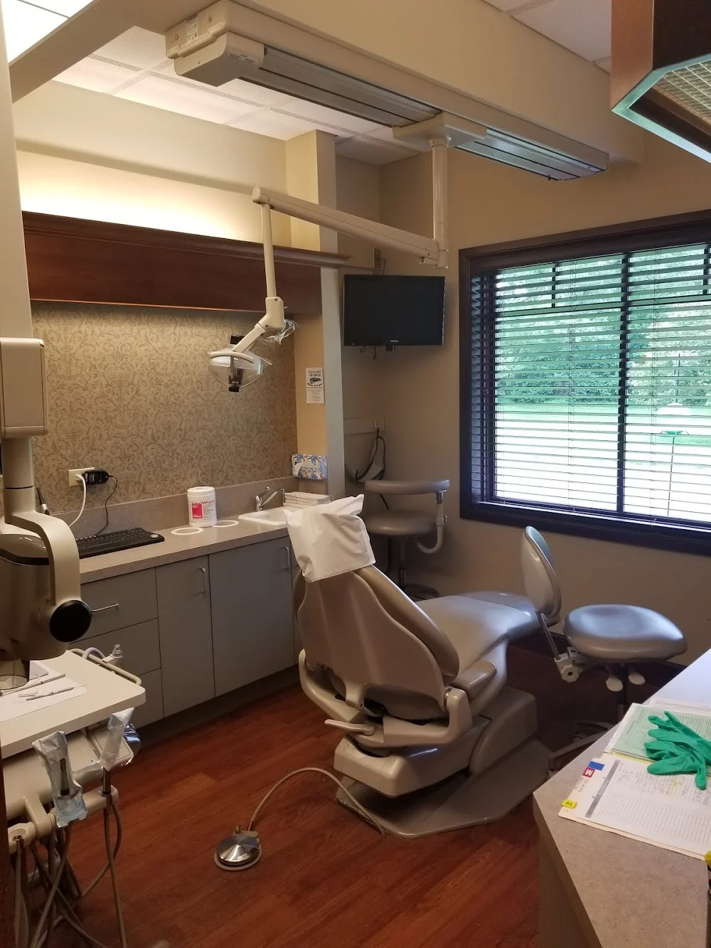 Fairview Dental Picture 3