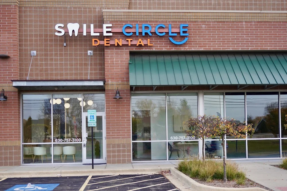 Smile Circle Dental Picture 1
