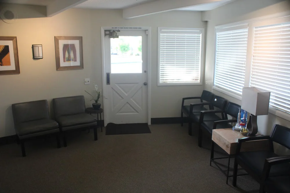 Lombard Smiles Picture 7