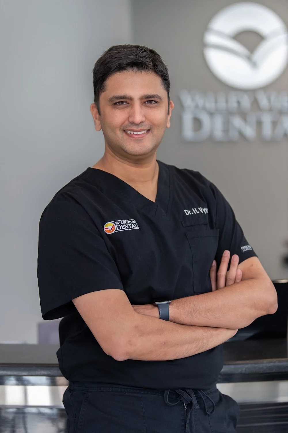 Dr. Hardik Vyas, DDS Picture 1