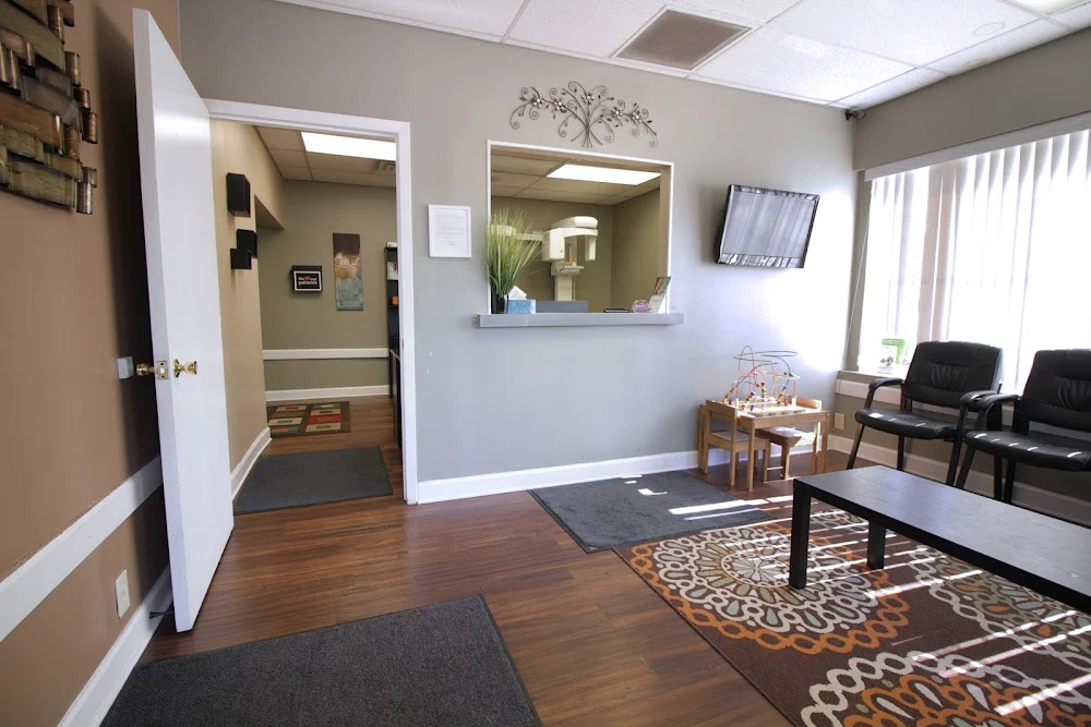 My Smiles Dental Center Picture 5