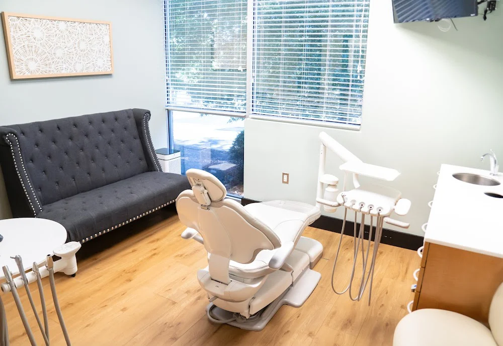 Penterson & Booth Family and Cosmetic Dentistry Picture 3