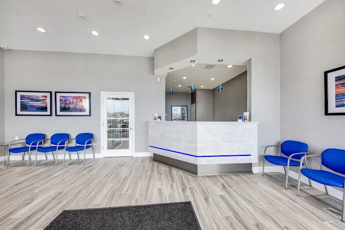 Dental365 - Oceanside Picture 4