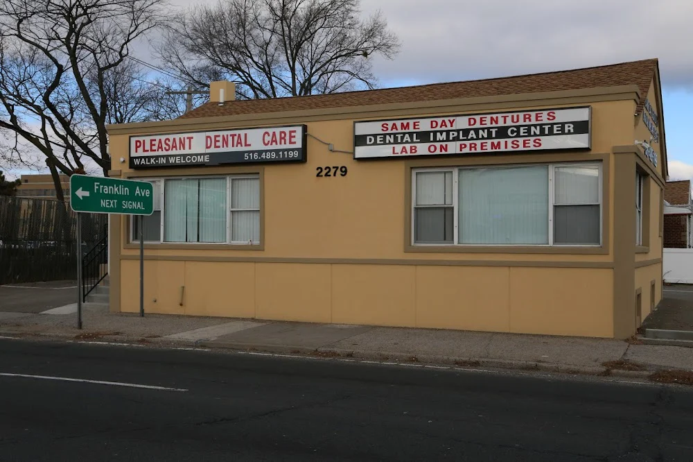 Rakesh Khilwani DDS - Dental Implant East Meadow Picture 9