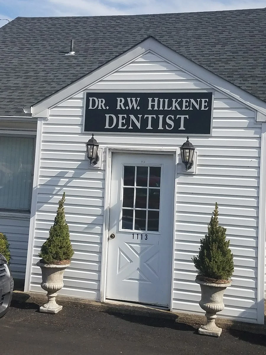 Hilkene Robert w DDS Picture 1