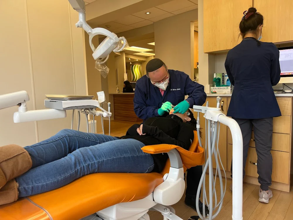 Growing Smiles of Englewood Picture 4