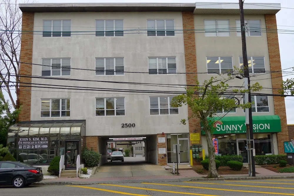 Markman Stanley DDS Picture 5