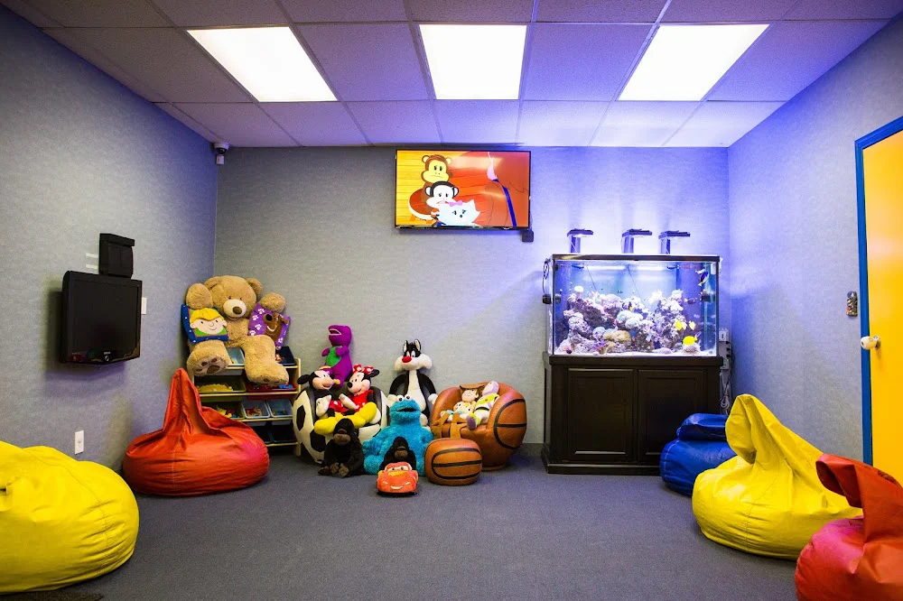 Fort Lee Pediatric Dental Associates: Kasselian Michael DDS Picture 1
