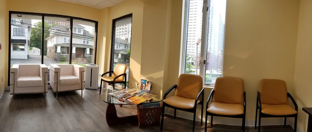 Parkside Dental & Implant Center Picture 4