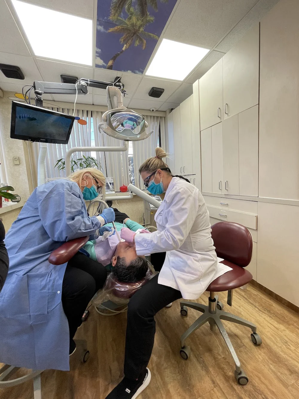 Essential Dental of Roslyn PC Picture 6