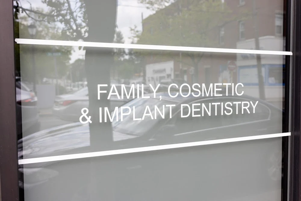 3V Dental Associates of Port Washington Picture 9