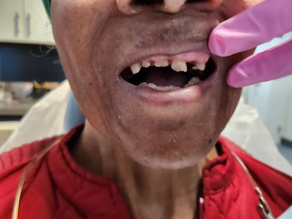 Long Beach Dental Arts, PC Picture 2