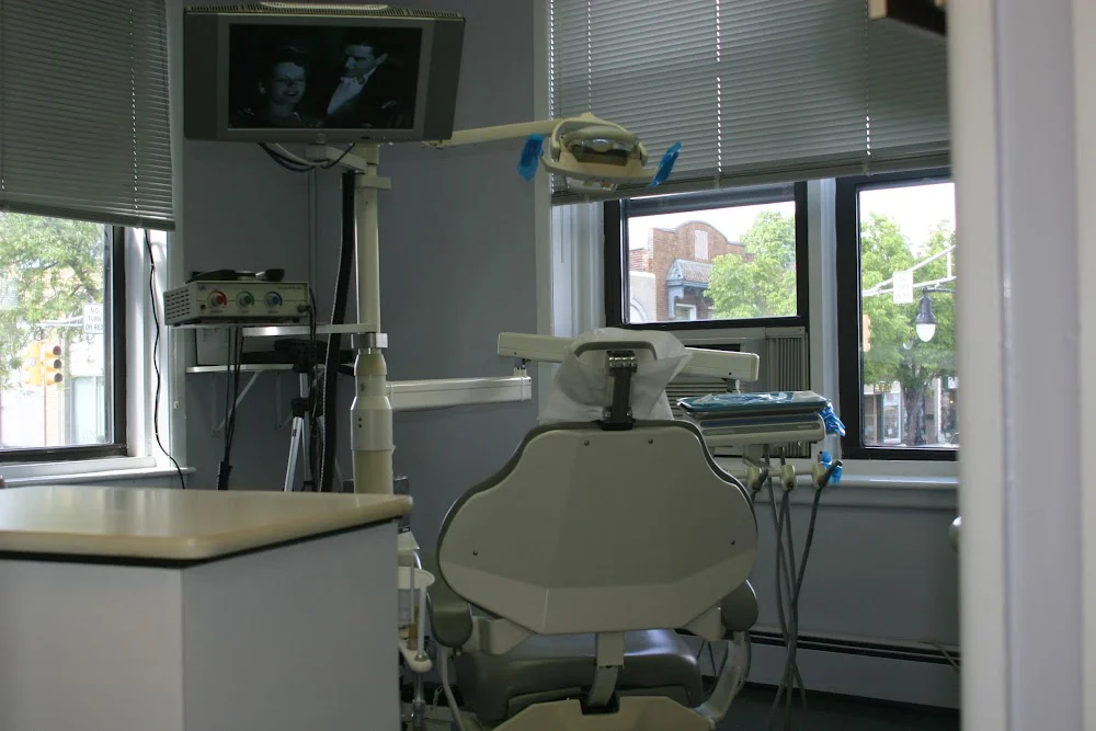 Curcio Fred DDS Picture 1