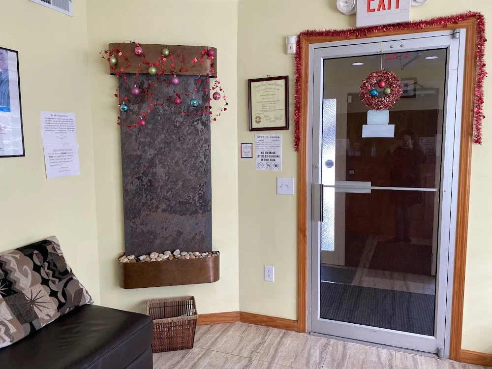 Anahid Youssoufian, DDS Picture 6