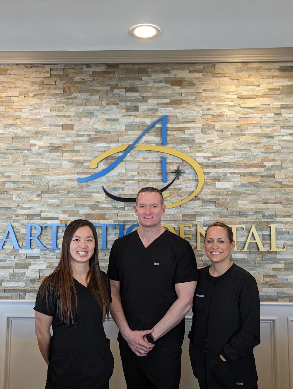 Artistic Dental - Dr. Miriam Bookman & Dr. Jason Goldberg Picture 3