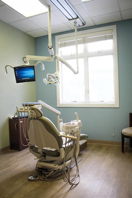 Bresler Dental Picture 1
