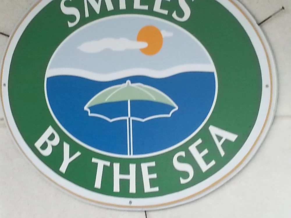 Smiles By The Sea Picture 10