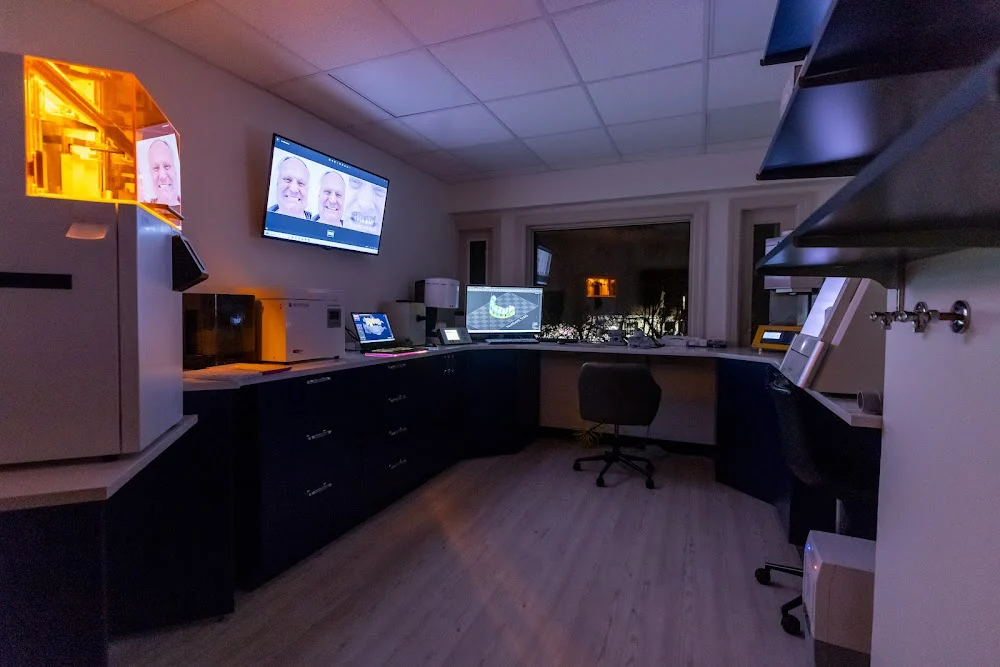 The Implant Center at Comprehensive Dental Picture 7