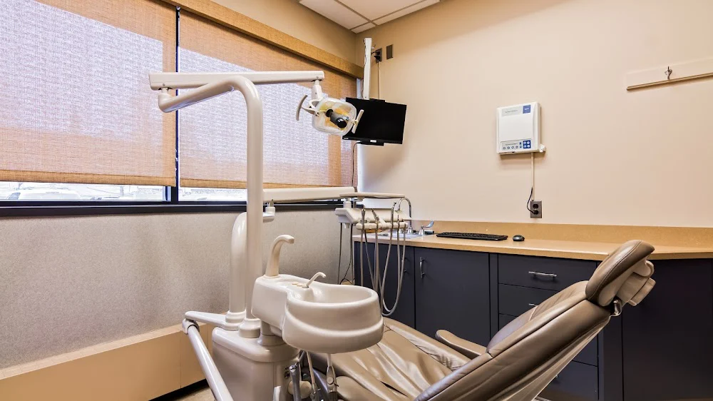 Diamond Spring Dental Associates Picture 6