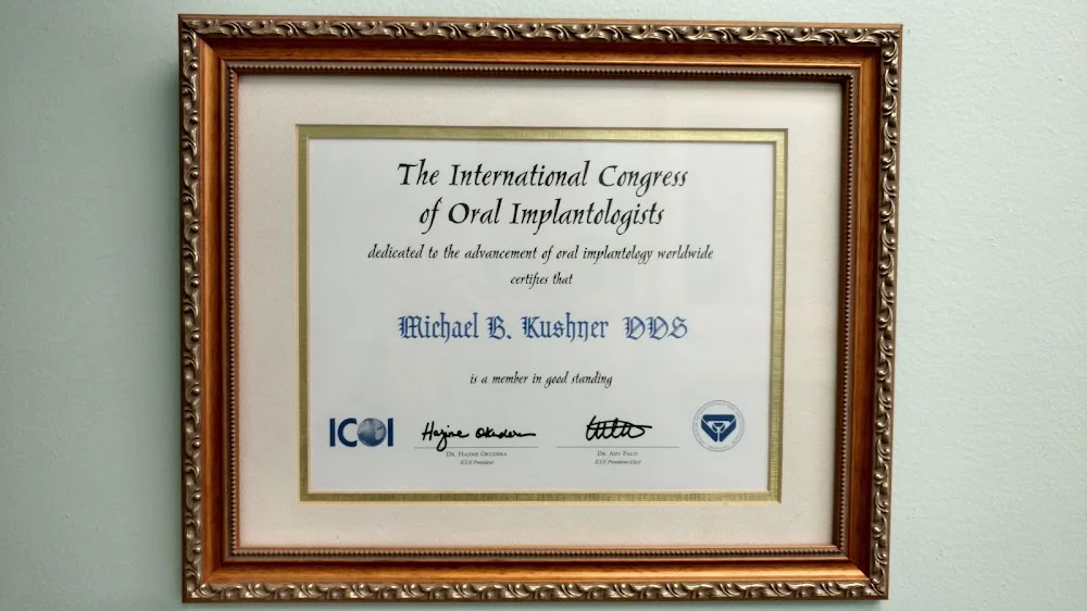 William Kenny DMD / Hamilton Oral Surgery / Michael Kushner DDS / Picture 10