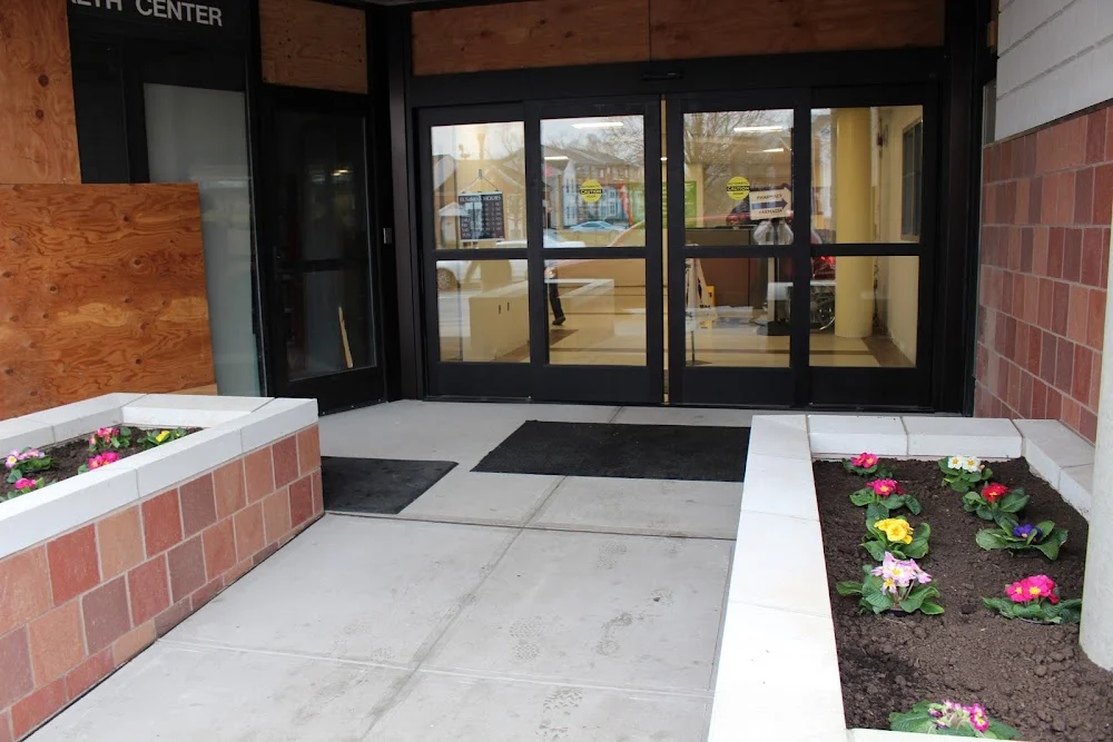 Henry J. Austin Health Center - Chambers Picture 4